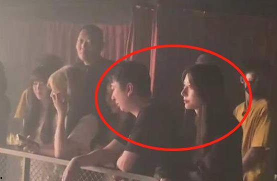 网红吃瓜免费爆料合集下载,揭秘娱乐圈幕后真相  第1张